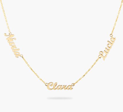 collar de oro con nombres incorporados personalizado