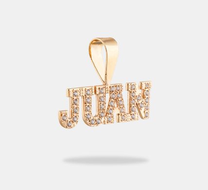 colgante de oro letras con circonitas personalizado