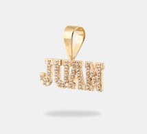 colgante de oro letras con circonitas personalizado