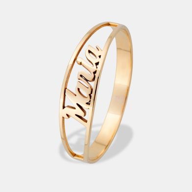 anillo de oro con nombre personalizado