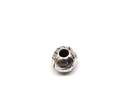 abalorio pandora charm forma bola del mundo