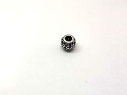 abalorio pandora charm redondo con piedras azules