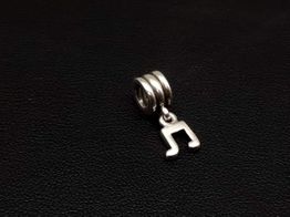 abalorio sin marca charm con forma de nota musical