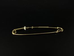 alfiler oro 18k 