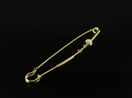 alfiler oro 18k 
