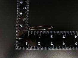 alfiler oro 18k 