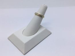 alianza oro 18k con diamante de laboratorio 
