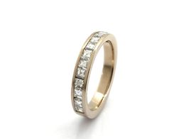 alianza oro 18k con diamante 