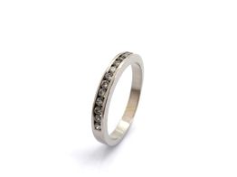 alianza oro 18k con diamante 