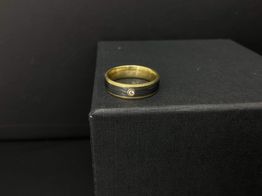 alianza oro 18k con diamante 