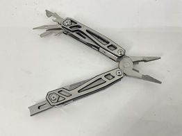 alicates universal mossy oak