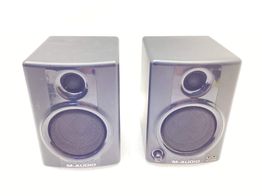 altavoces pc m-audio av32