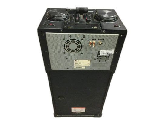 altavoz portatil bluetooth lg om5560