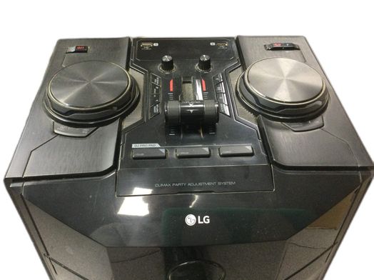 altavoz portatil bluetooth lg om5560