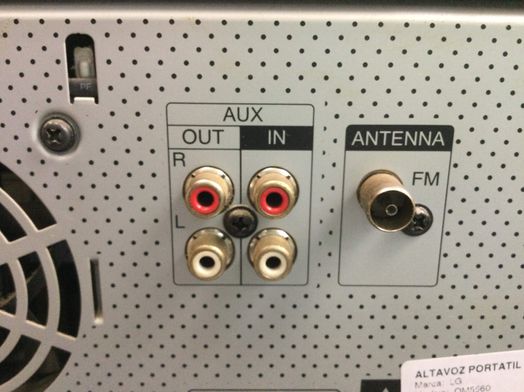 altavoz portatil bluetooth lg om5560