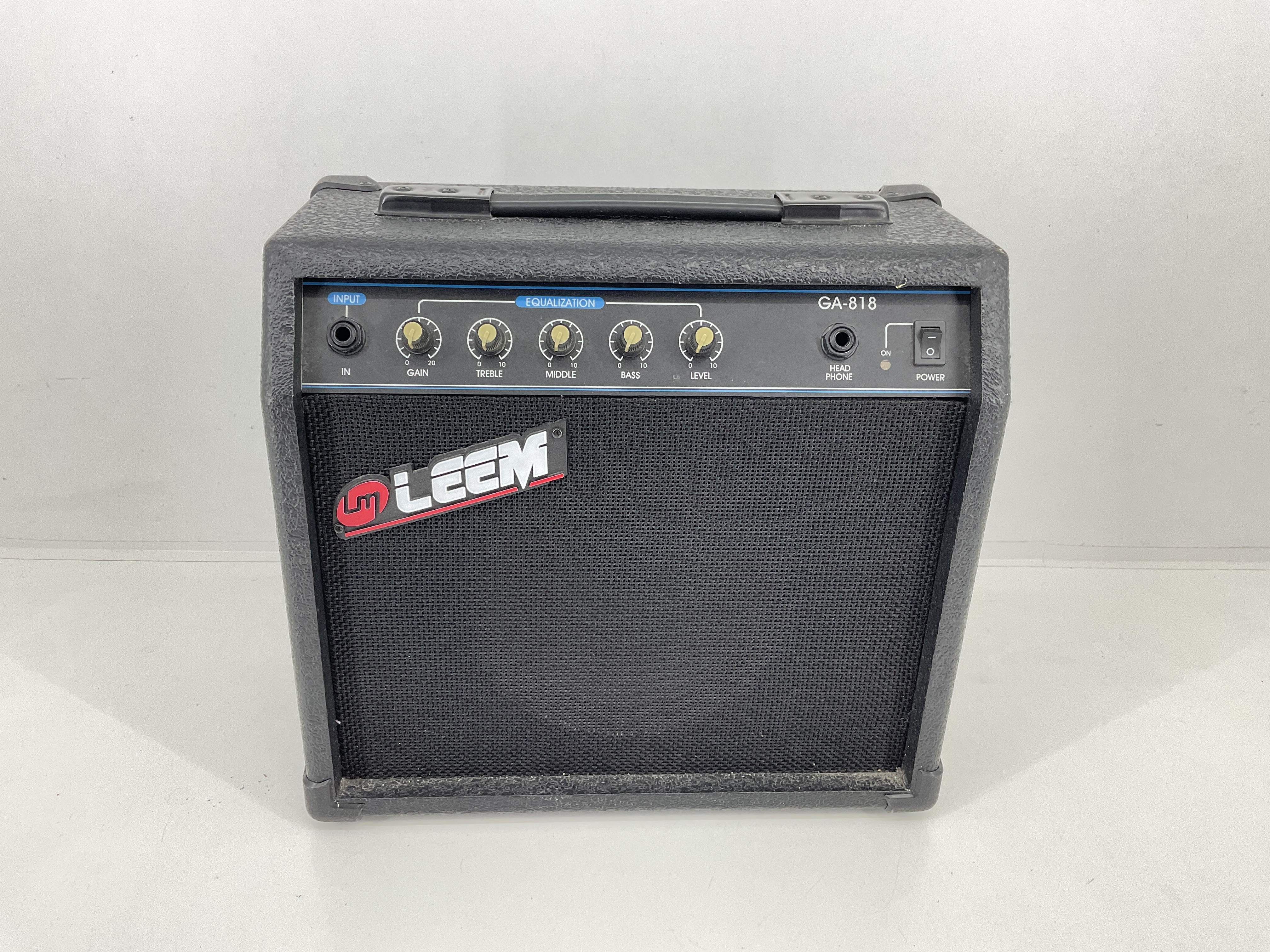 AMPLIFICADOR GUITARRA