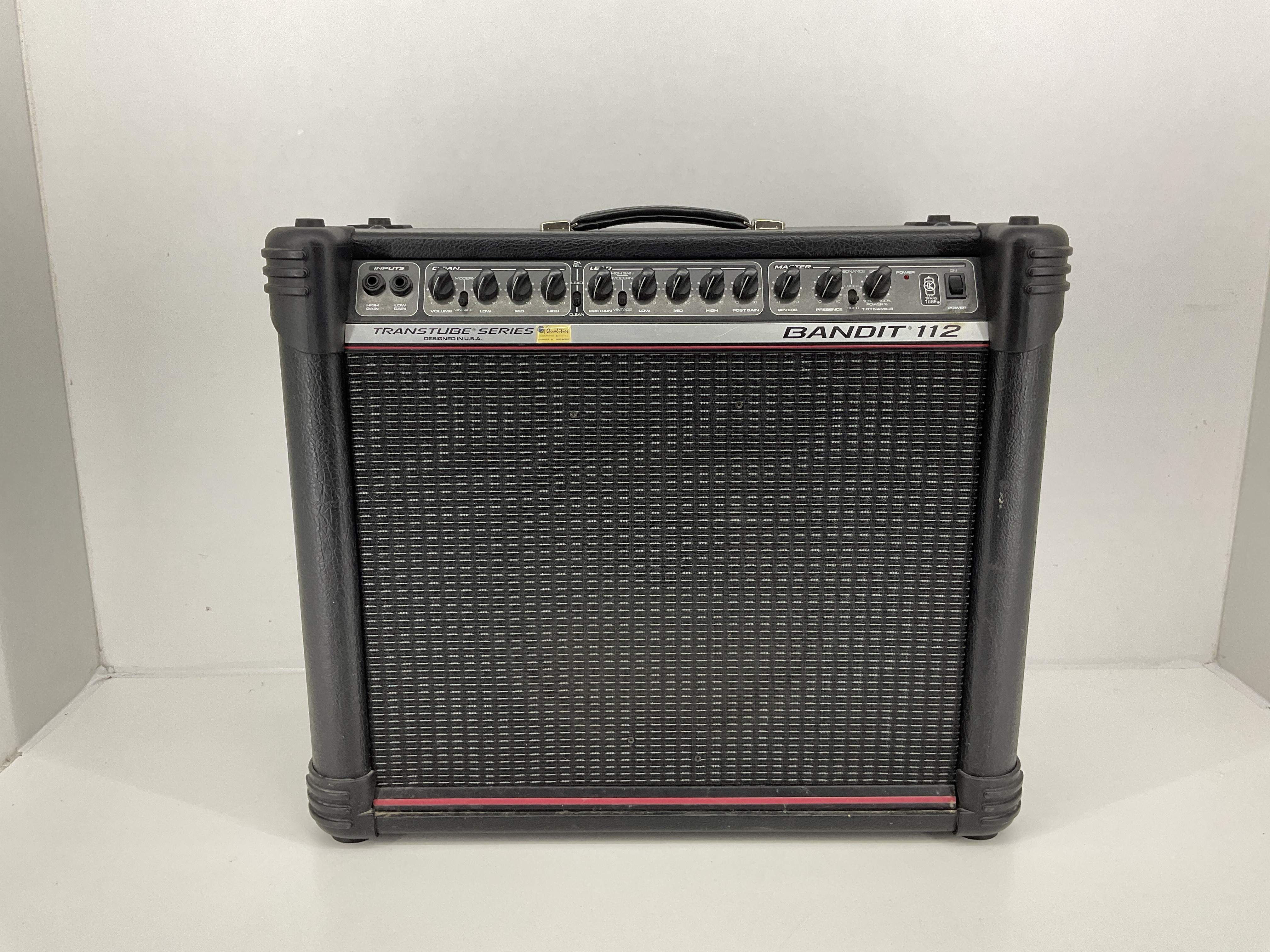 AMPLIFICADOR GUITARRA