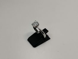 anel com adorno ouro 18k con diamante de laboratorio 