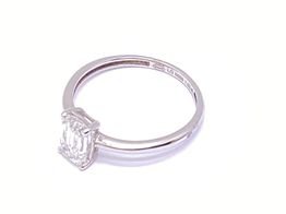 anel com adorno ouro 18k com pedra con diamante de laboratorio 
