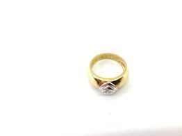 anel com adorno ouro 19k com pedra con diamante 