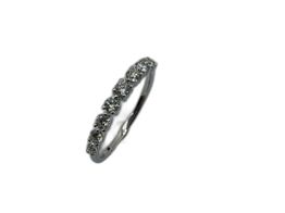 anel com adorno ouro 18k com pedra con diamante 