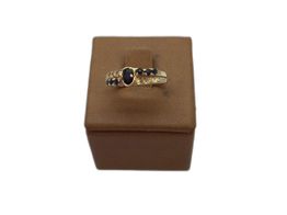 anel ouro 19k com pedra con diamante 