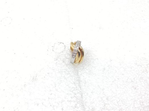 anel ouro 19k com pedra con diamante 