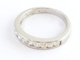 anillo oro 18k con diamante de laboratorio 