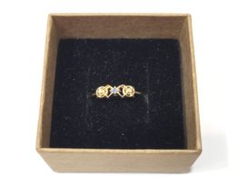 anillo oro 18k con circonita 