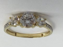 anillo oro 18k con circonita 