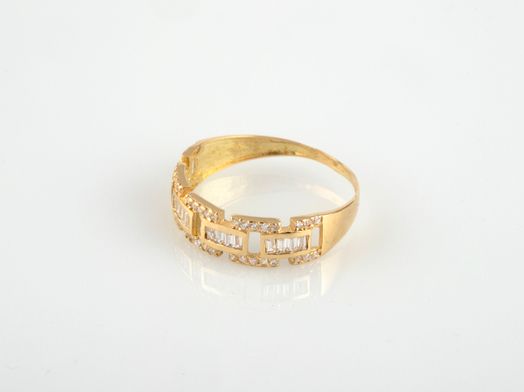 anillo oro 18k con circonita 