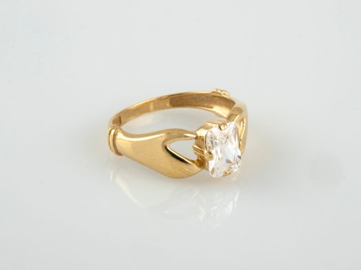 anillo oro 18k con circonita 