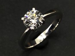 anillo oro 18k con diamante de laboratorio 