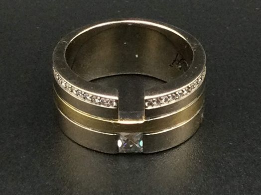 anillo oro 14k con diamante 