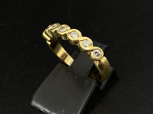 anillo oro 18k 