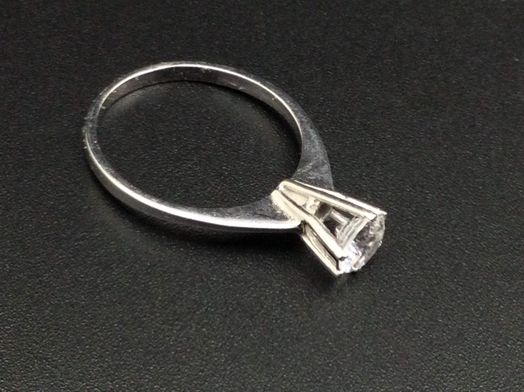 anillo oro 18k 
