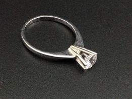 anillo oro 18k 