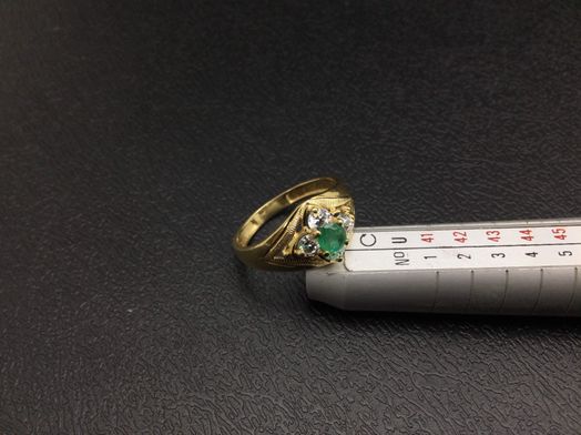 anillo oro 18k con circonita,olivina 