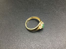 anillo oro 18k con circonita,olivina 