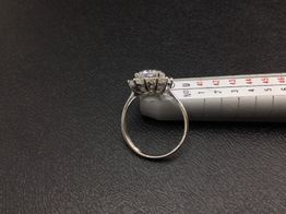anillo oro 18k con circonita 