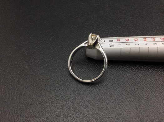 anillo oro 18k con circonita 