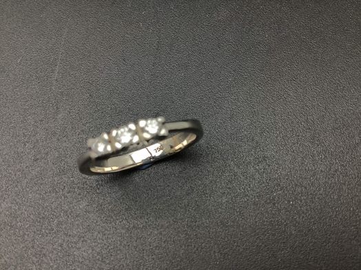 anillo oro 18k con diamante 