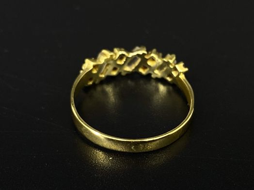 anillo oro 18k con circonita 