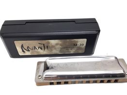 armonica suzuki m-20 manji