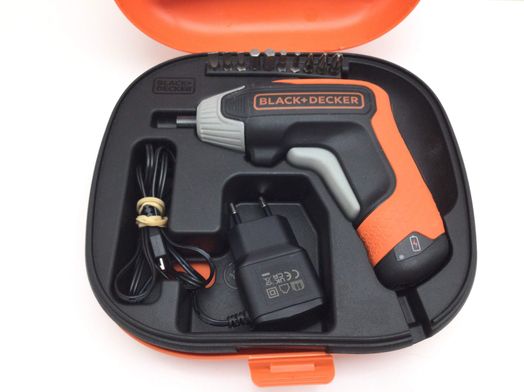 atornillador a bateria black and decker bcf611c