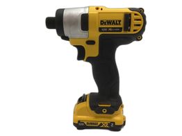 atornillador a bateria dewalt dcf815