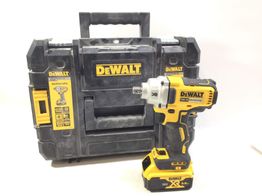 atornillador a bateria dewalt dcf894