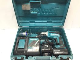 atornillador a bateria makita dfs452