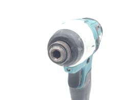 atornillador a bateria makita td110d