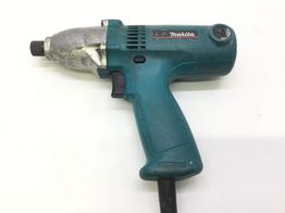 atornillador electrico makita 6951